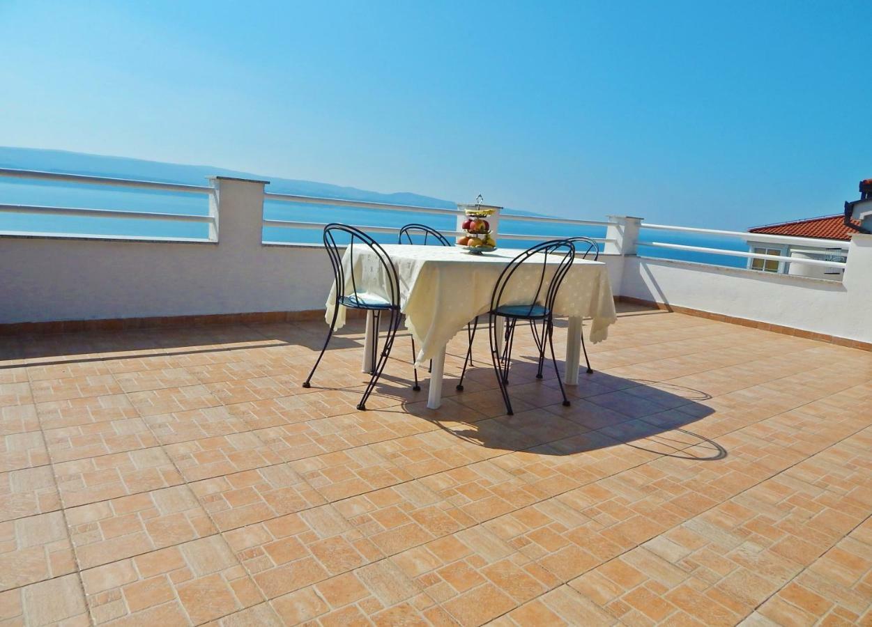 Apartment Kovacic Omis Exterior photo