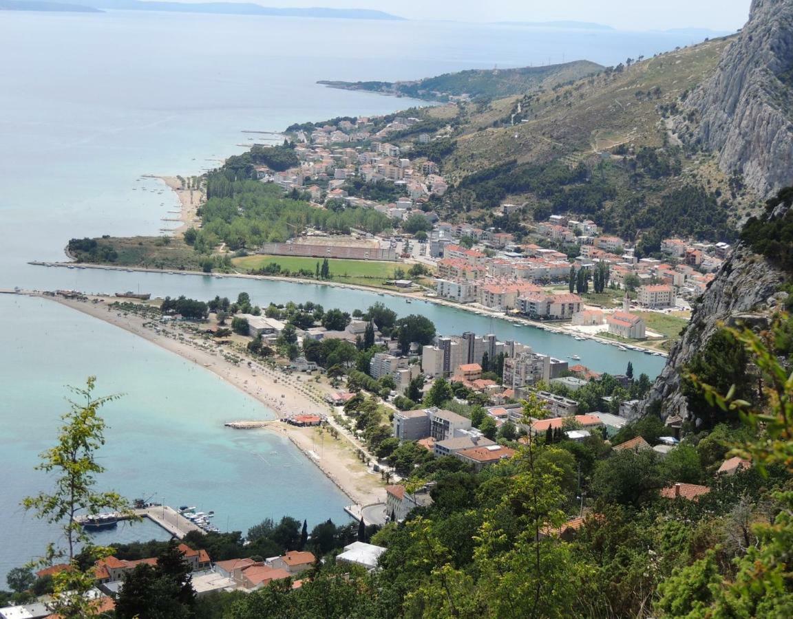 Apartment Kovacic Omis Exterior photo